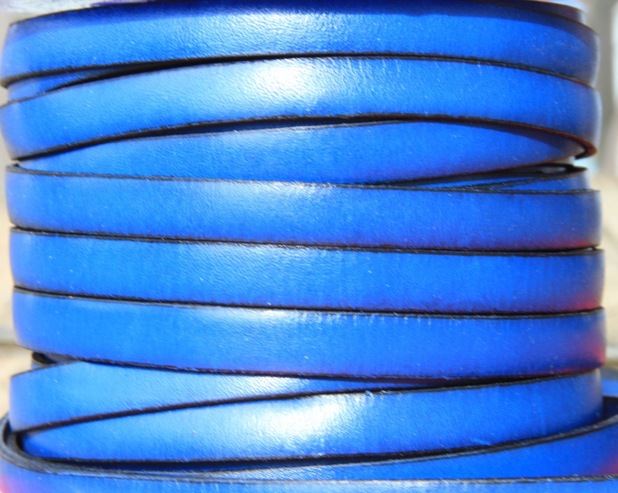 MADE in SPAIN 2 feet of flat 10mm genuine leather cord, 10mm blue leather cord, electric blue leather cord, bracelet leather cord (VM10AZE)