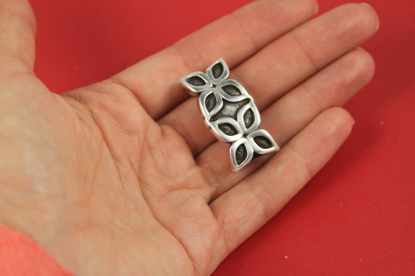 LS0035>> MADE in EUROPE zamak flower slider, licorice cord slider, licorice zamak tube, licorice cord zamak spacer, Qty1