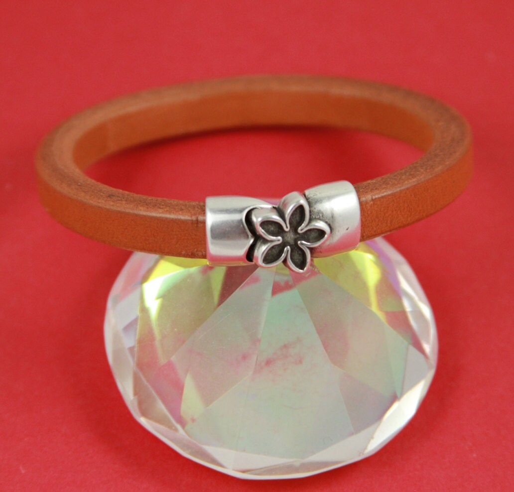 LC0019>> MADE in EUROPE zamak clasp, licorice cord flower clasp, licorice cord flower clasp, qty1
