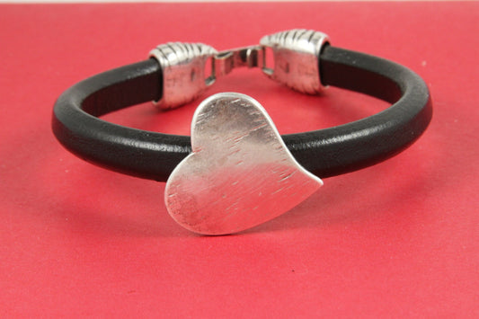 R/7 MADE in EUROPE zamak heart slider for licorice cord, large heart spacer , licorice cord heart slider (93044) qty1