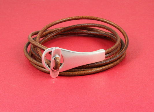 RC0095>>MADE in EUROPE zamak toggle clasp for round cord, 3mm cord clasp, 6x3mm cord toggle clasp, silver toggle clasp (9819/9820) Qty1