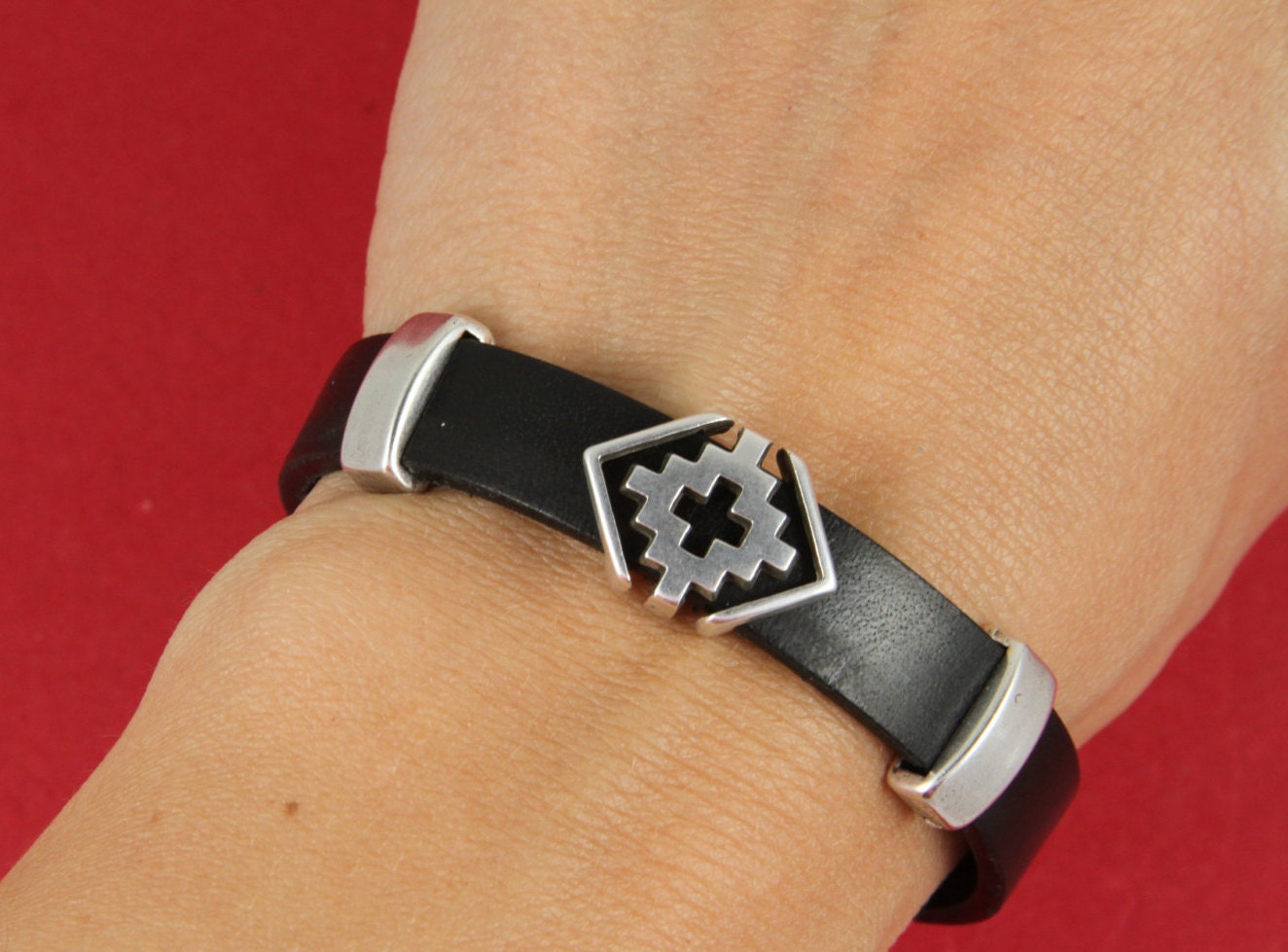 FS0085>>MADE in EUROPE 2 zamak cross sliders for 10mm flat cord, 10mm zamak slider, flat leather cord slider, Qty2