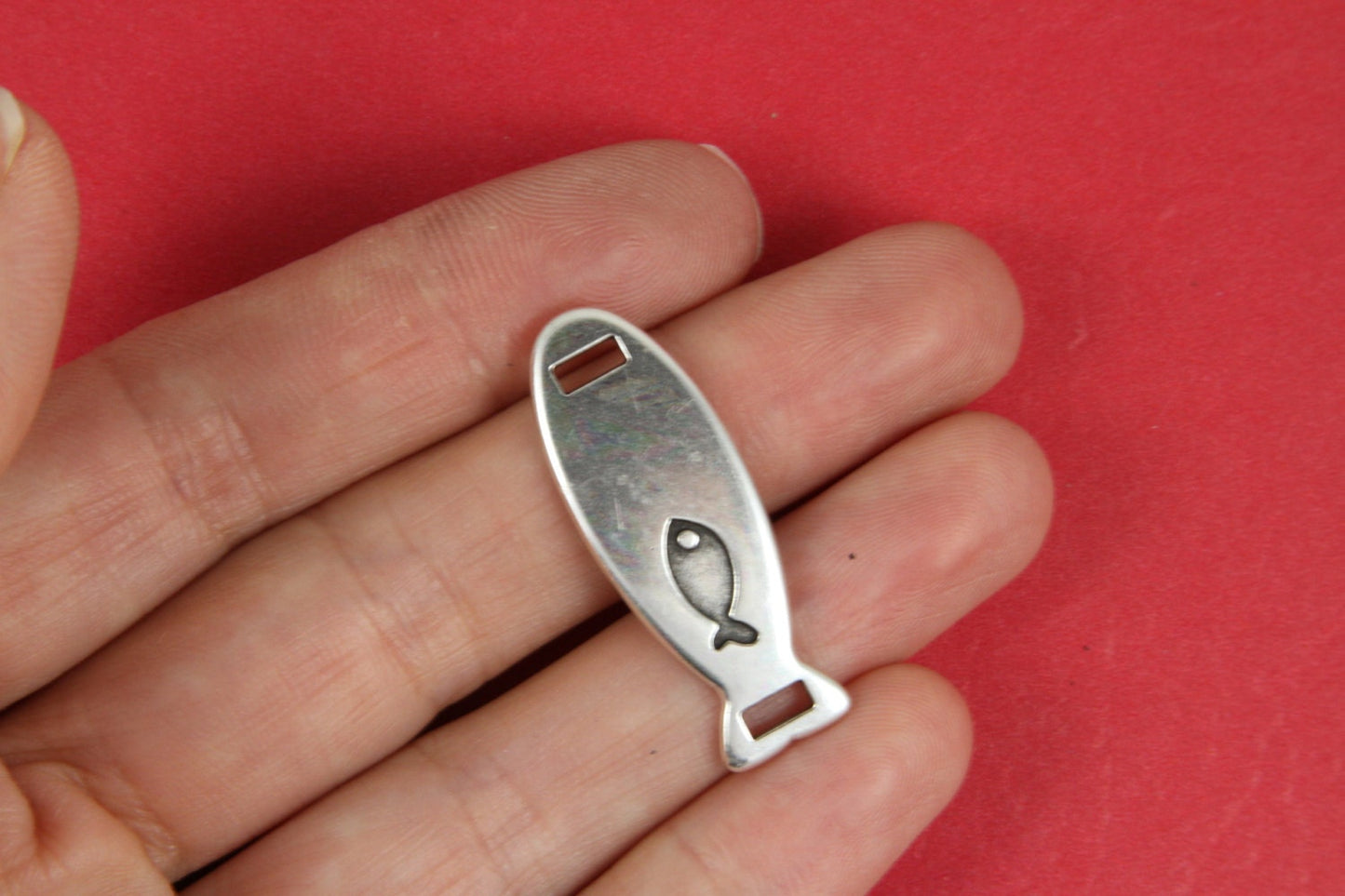 10/3 MADE in EUROPE zamak connector, zamak fish connector, 5mm cord connector, 5mm fish connector, bracelet fish finding (94107) Qty1