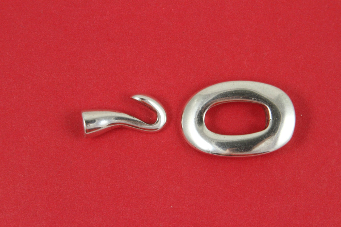 RC0009 MADE in EUROPE zamak oval toggle clasp for multistrand bracelet, silver oval clasp for bracelet, shiny zamak clasp (ABLZ107S) qty1
