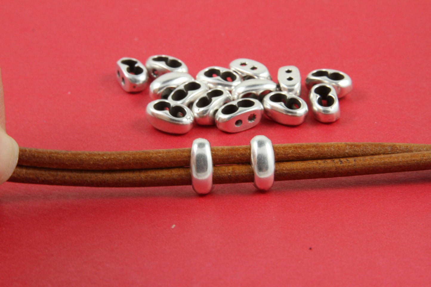 RS0143>>MADE in EUROPE 4 zamak separators, 4mm cord strand separators, round cord separators,  Qty4