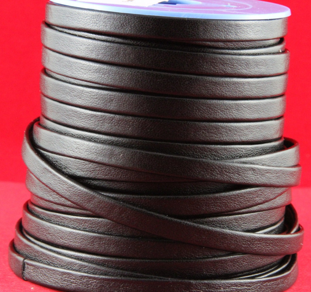 MADE in EUROPE 1 yard of 6mm flat leather cord, folded black 6mm leather cord, black 6mm leather cord (TD6NEG)