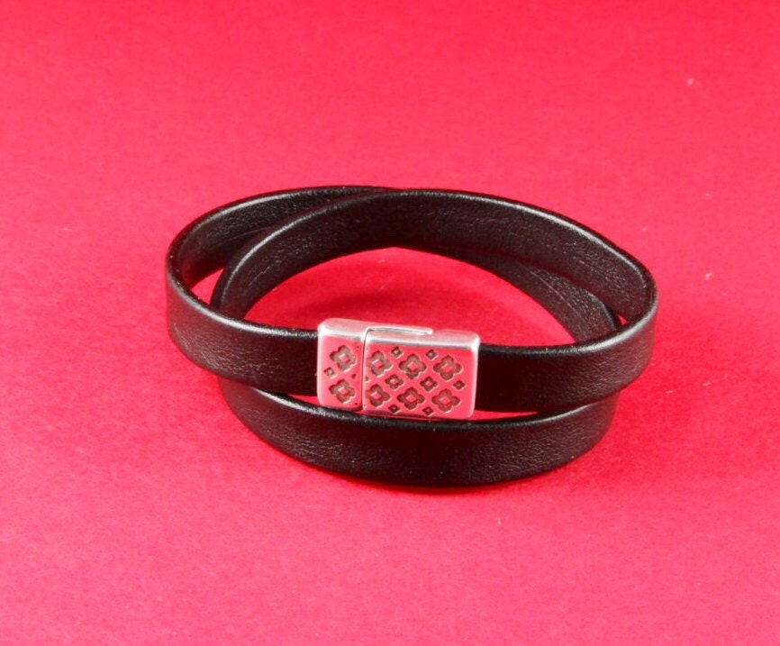 FC0041>> MADE in EUROPE zamak clasp,  flat cord clasp, 10mm flat cord clasp, leather cord clasp with flowers (9623) Qty1