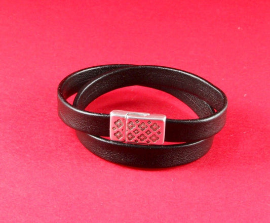 FC0041>> MADE in EUROPE zamak clasp,  flat cord clasp, 10mm flat cord clasp, leather cord clasp with flowers (9623) Qty1