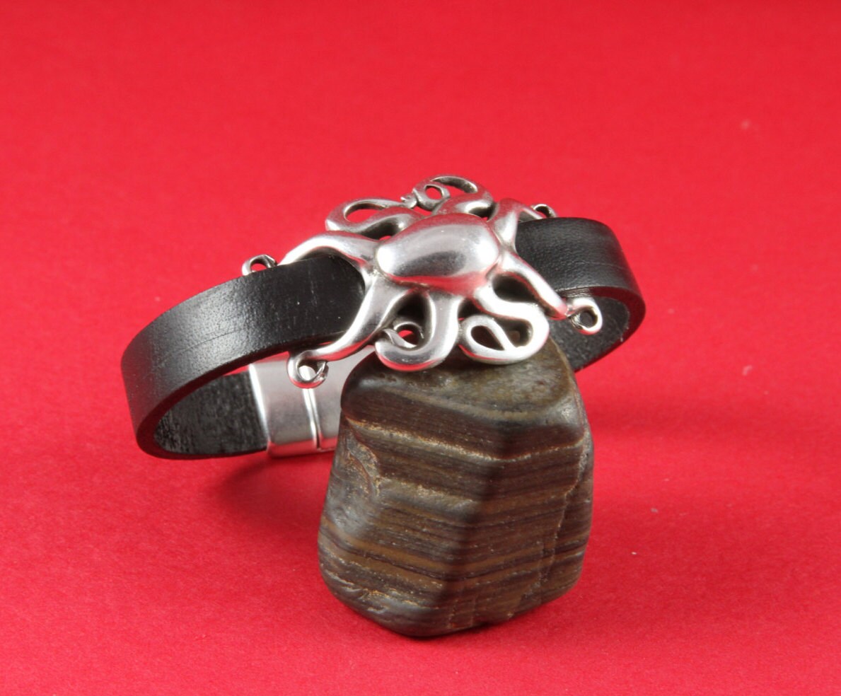 C0092>>MADE in EUROPE zamak connector, zamak octopus connector, bracelet octopus  slider, Qty1