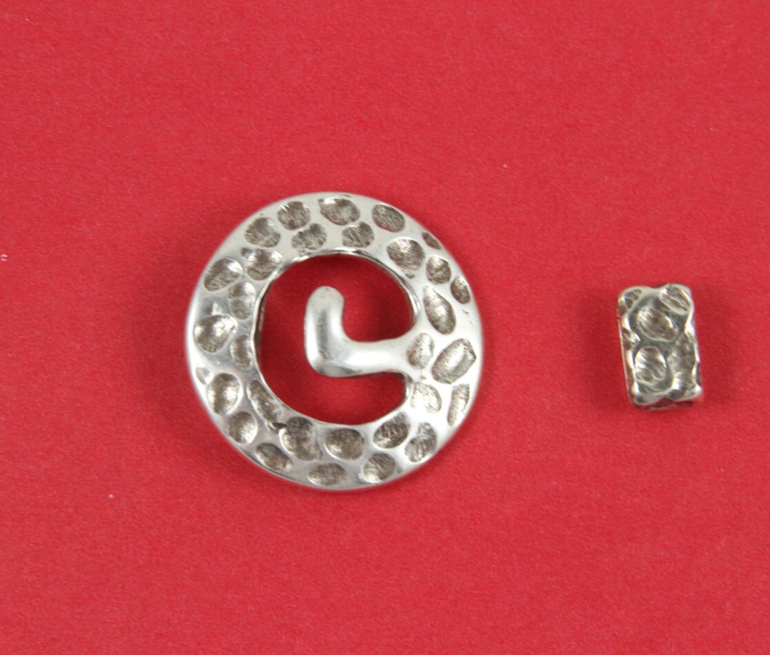 RC0072>>MADE in EUROPE zamak hammered round hook clasp, silver hammered hook clasp, bracelet zamak hook clasp (Ablz76S/95S) qty1 set