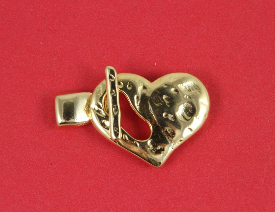FC0206>>MADE in EUROPE zamak heart clasp, hammered heart toggle clasp, gold zamak heart toggle clasp for 6mm flat cord (ABLZ61G) Qty1