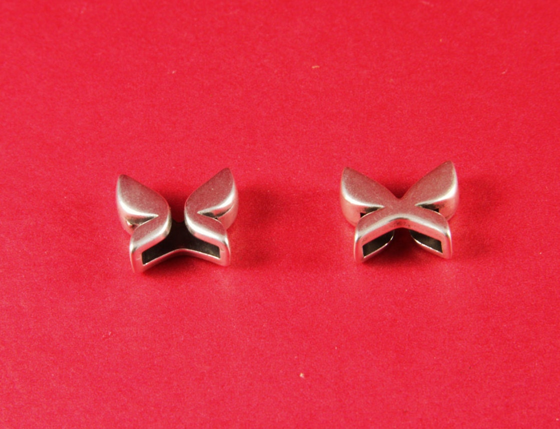 FS0040>> MADE IN EUROPE 4 zamak butterfly sliders, flat cord slider, 10mm flat cord sliders, silver butterfly sliders Qty4