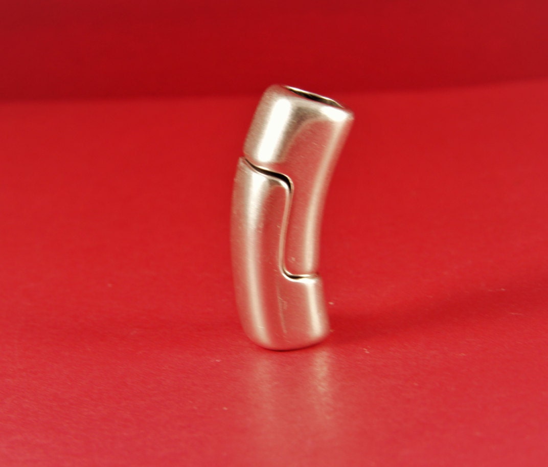 MADE in EUROPE zamak magnetic clasp, licorice cord magnetic clasp, licorice cord magnetic clasp, 10x6mm magnetic clasp (8361-0377) qty1