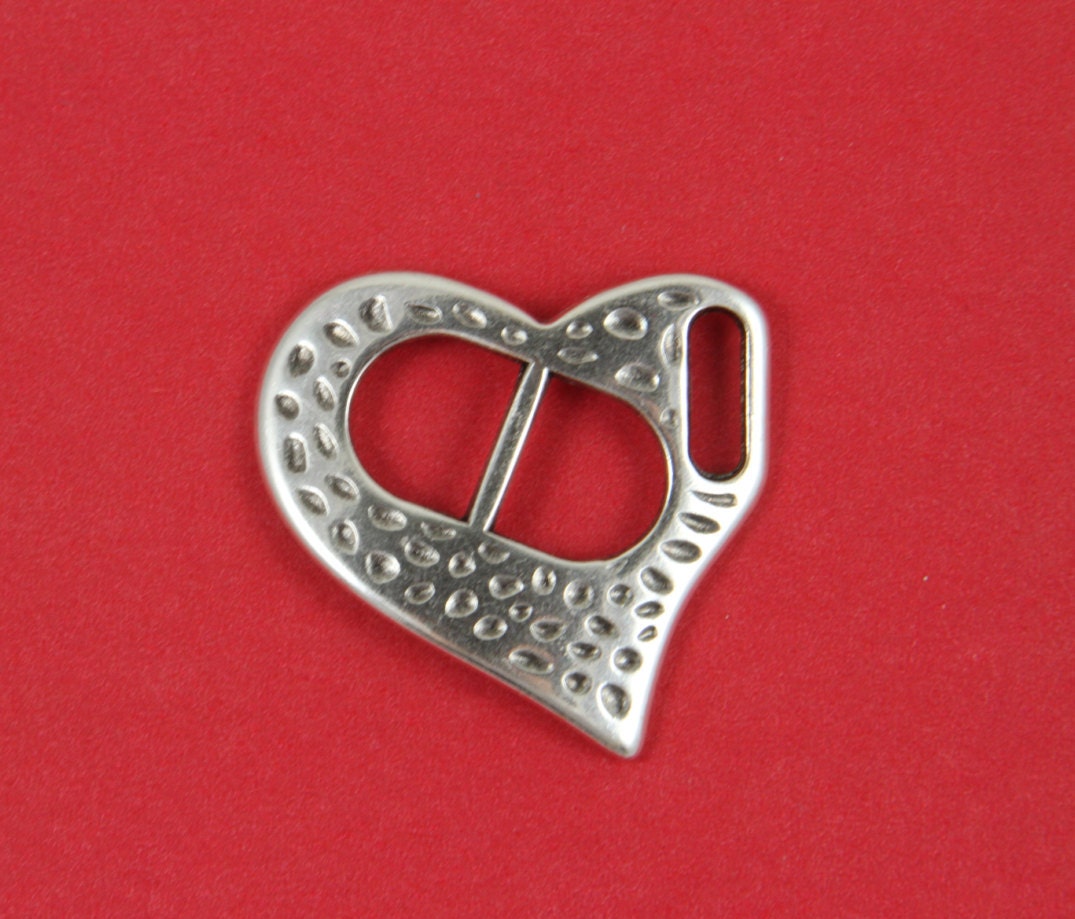 FC0239>>MADE in GREECE zamak heart buckle clasp,flat zamak buckle clasp,flat cord clasp,heart buckle clasp,10mm flat cord clasp (93764) Qty1