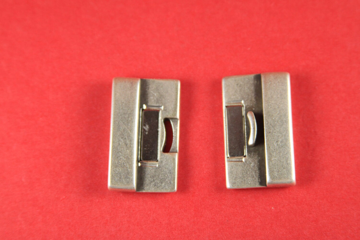 FC0096>>MADE in EUROPE flat cord magnetic clasp, 30mm flat cord clasp, large magnetic clasp (76931/30) qty1