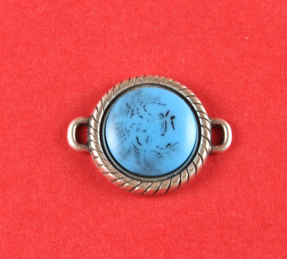 10/4 MADE in EUROPE round connector with light blue cabochon, bracelet connector (12292/00zp) qty1