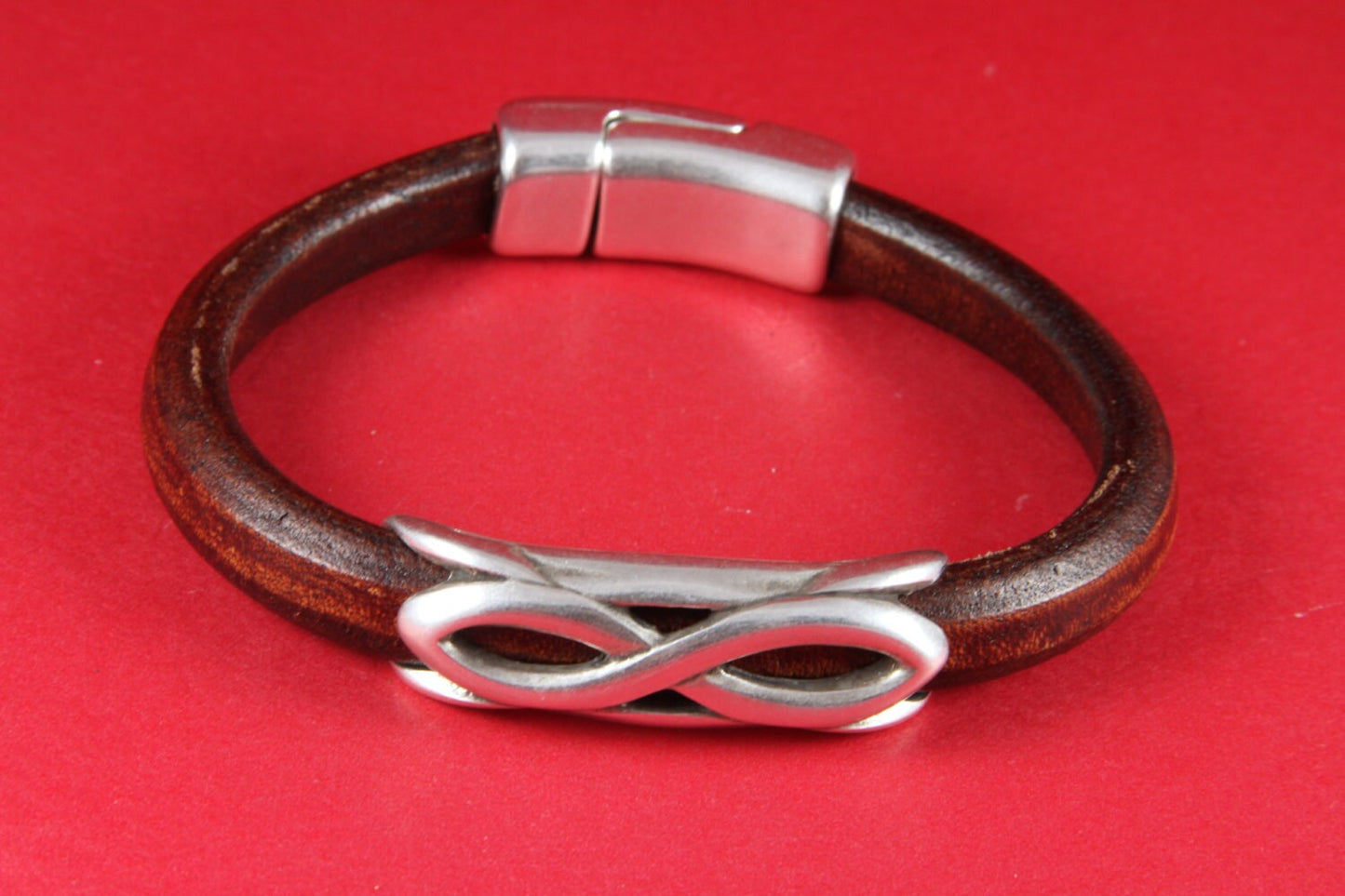 LS0033>>MADE IN EUROPE zamak infinity tube, licorice infinity knot slider, 10x6mm  sliders, silver infinity tube, Qty1
