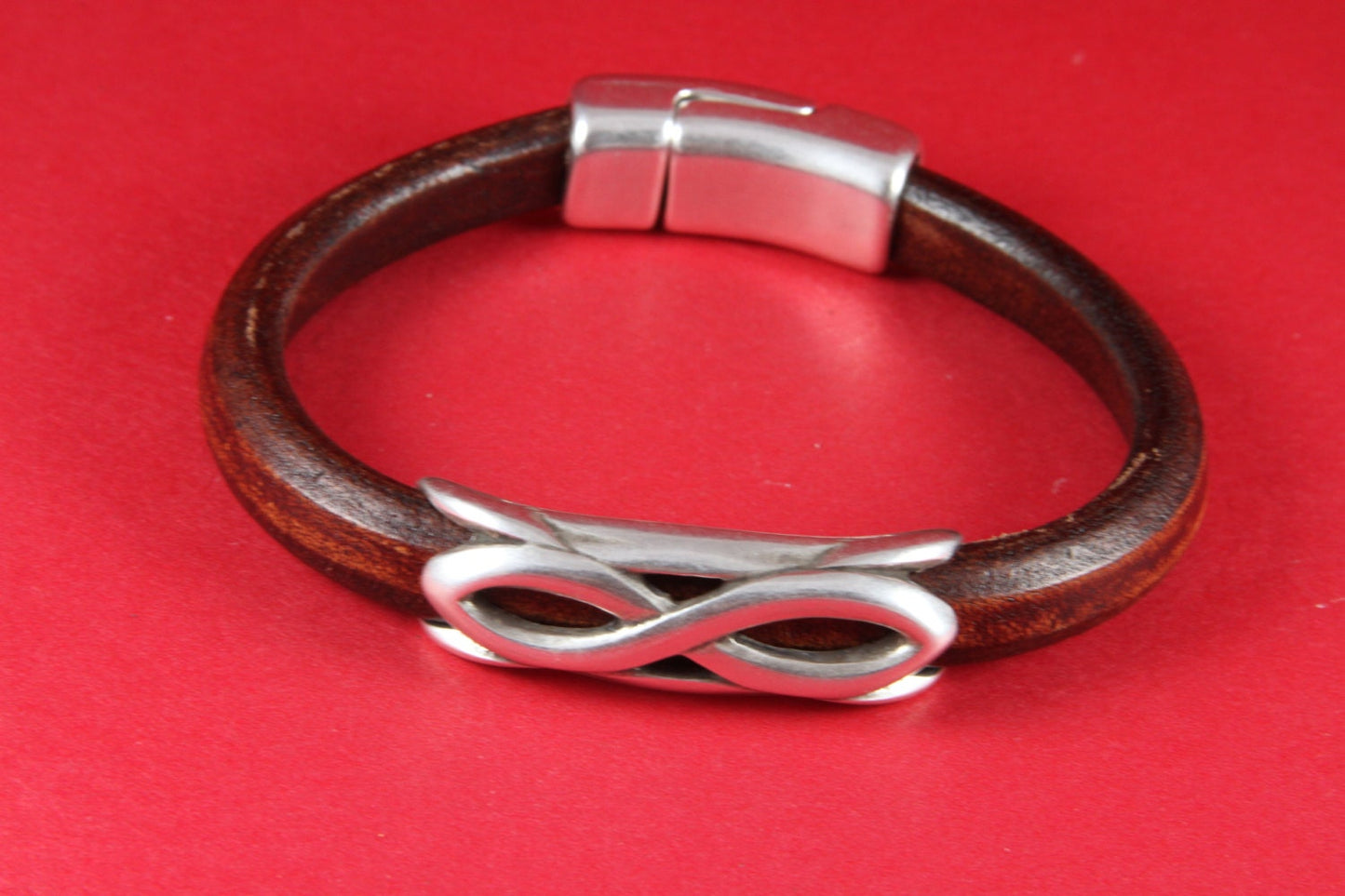 LS0033>>MADE IN EUROPE zamak infinity tube, licorice infinity knot slider, 10x6mm  sliders, silver infinity tube, Qty1