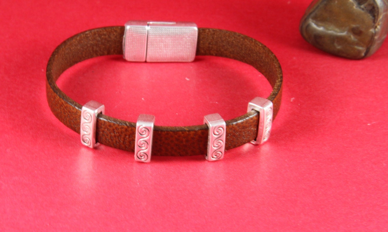 FS0106>>MADE in EUROPE 4 zamak slider bars, 10mm flat cord slider bars, 10mm leather cord simple sliders, zamak sliders (9404) Qty4