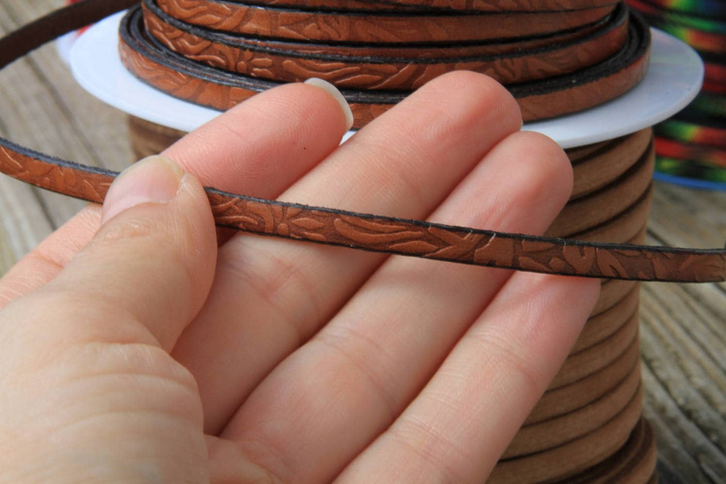 MADE in EUROPE 24'' flat 5mm floral engraved leather cord, 5mm flat leather cord, 5mm embossed leather cord (509/05/33)