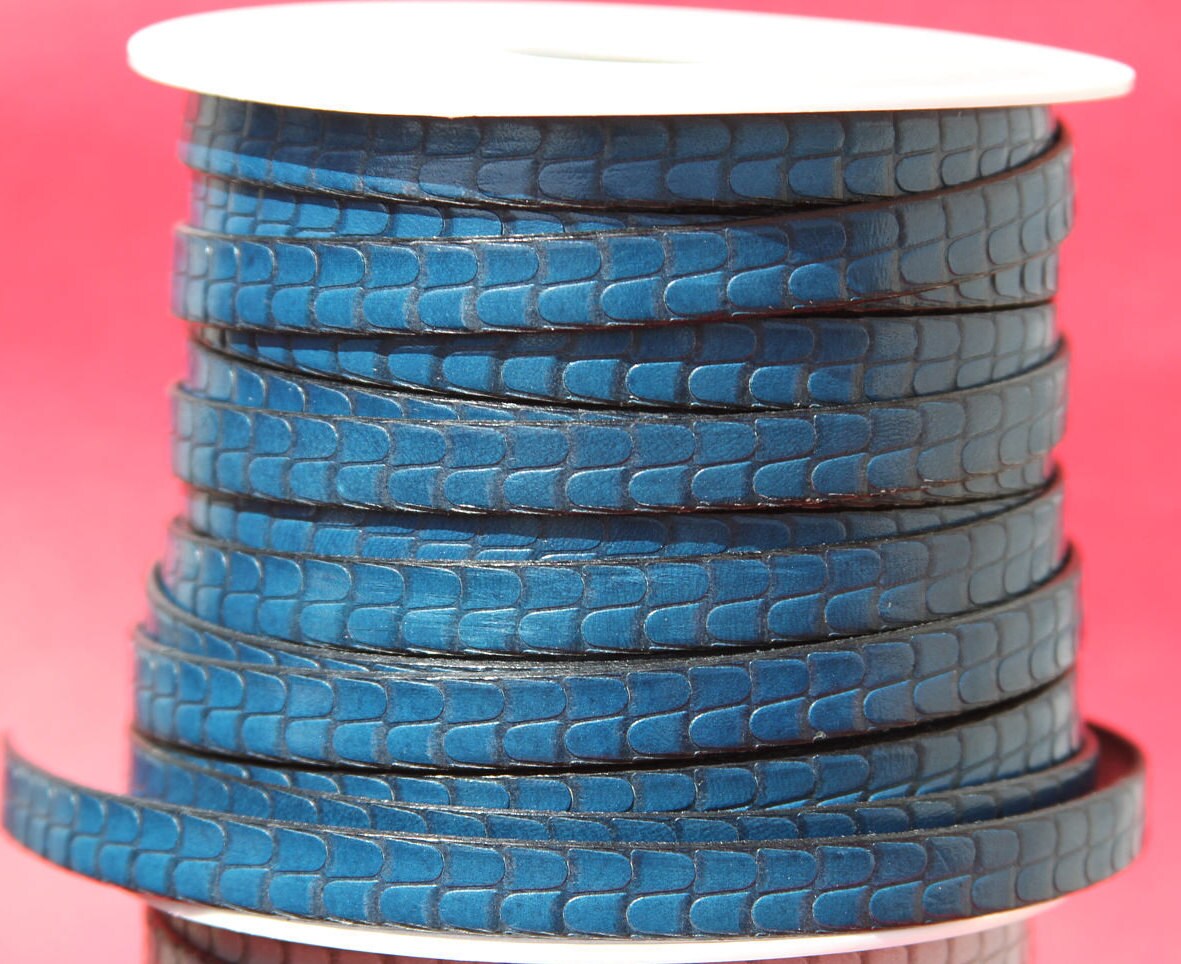 MADE in EUROPE 24'' flat 10mm engraved leather cord, 10mm flat leather cord, 10mm embossed leather cord (511/10/14)