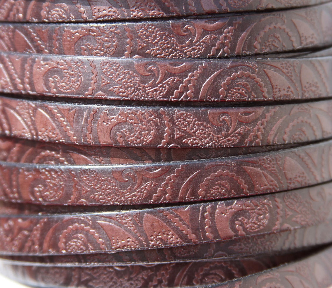 MADE in EUROPE 24'' flat 10mm engraved leather cord, 10mm flat leather cord, 10mm embossed leather cord (503/10/02)