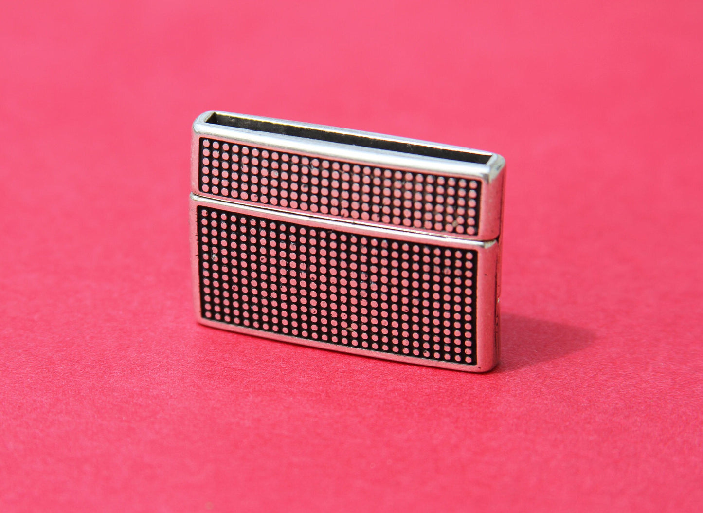 FC0088>>MADE in EUROPE flat cord magnetic clasp, 30mm flat cord clasp, dotted magnetic clasp (78887/30) qty1