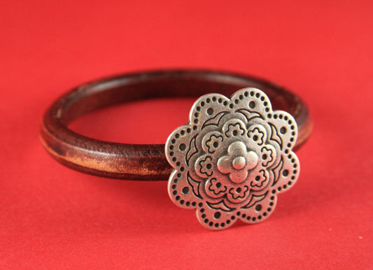 LC0030>>MADE in EUROPE zamak clasp for licorice cord, zamak flower clasp, 10x6mm cord clasp, 10x6mm licorice cord clasp Qty1