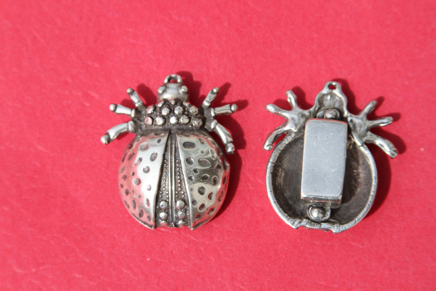 FS0413>>MADE in EUROPE zamak ladybug slider, large zamak slider, zamak ladybug spacer, large beetle slider Qty1