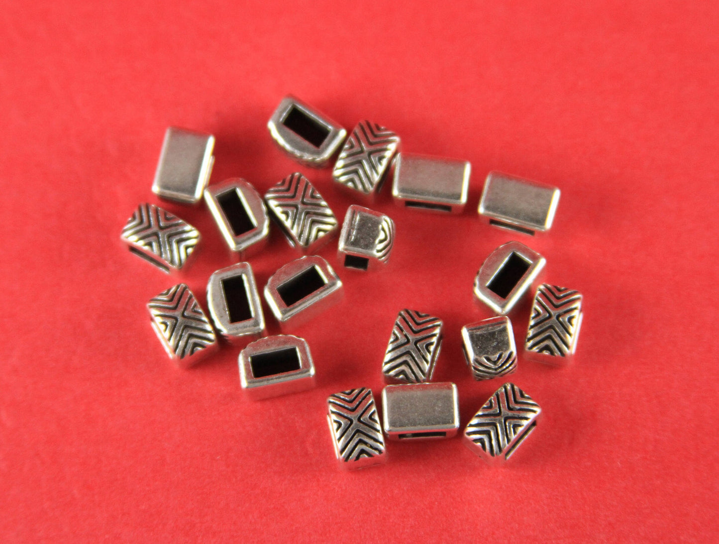 FS0257>> MADE in EUROPE 4 zamak sliders for 5mm cord, flat cord slider, zamak bar slider qty4
