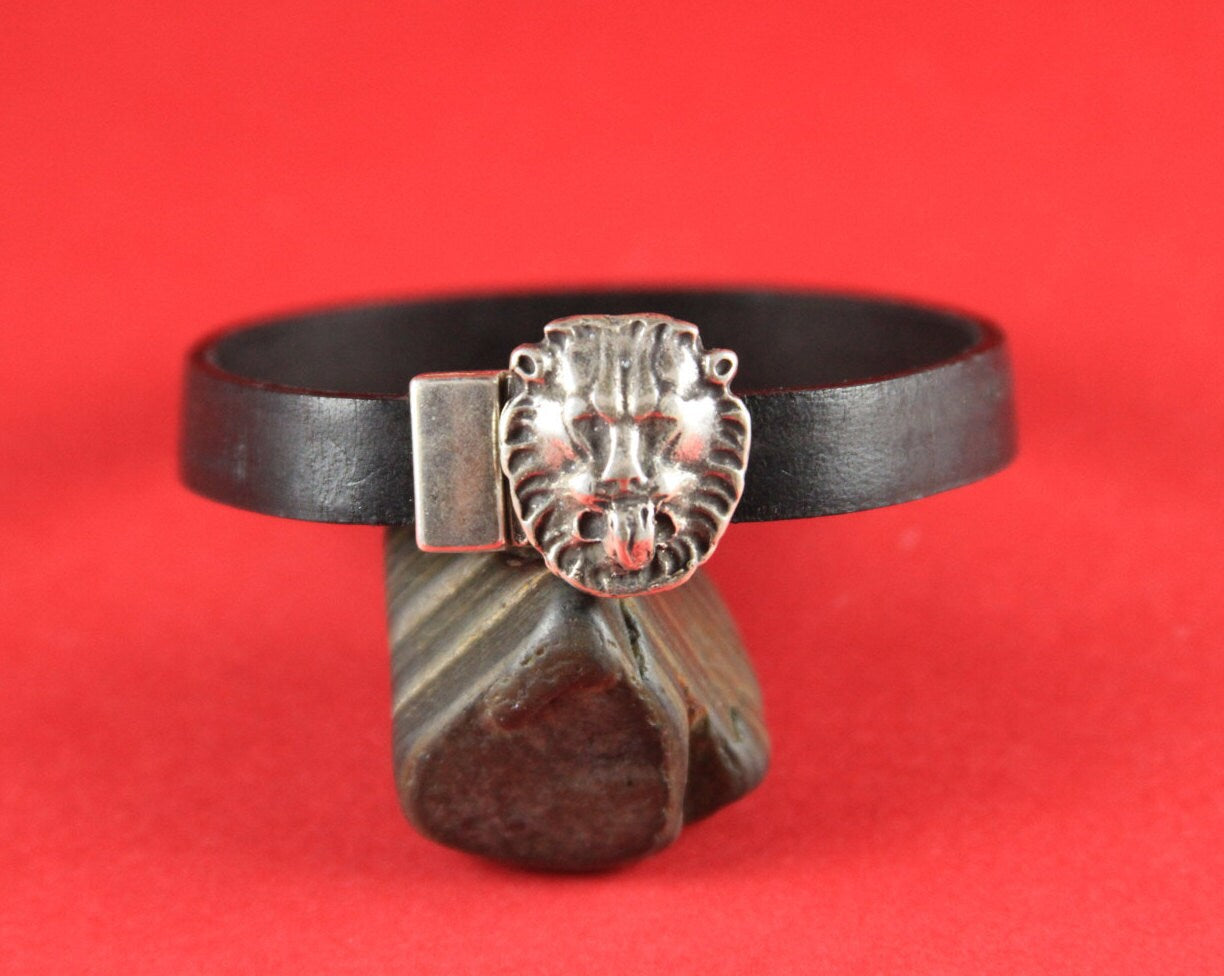 FC0168>>MADE in EUROPE zamak lion clasp, 10mm flat cord clasp, 10x2mm clasp, lion clasp Qty1