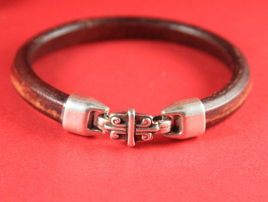 LC0011>>MADE IN EUROPE licorice  zamak clasp, licorice snap clasp, licorice bracelet clasp, (76902/10) Qty1