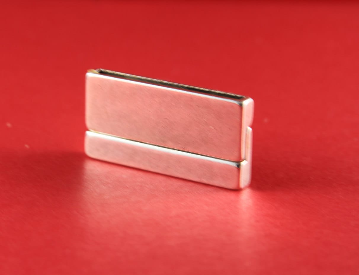FC0091>>MADE in EUROPE zamak flat cord magnetic clasp, 40mm flat cord clasp, large magnetic clasp (75842/40) qty1
