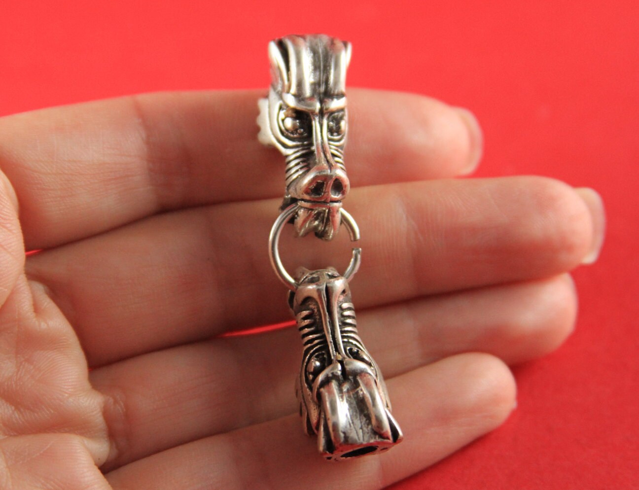 C0098>>MADE in EUROPE zamak dragons connector for 5mm round leather cord, two dragons connector  qty1