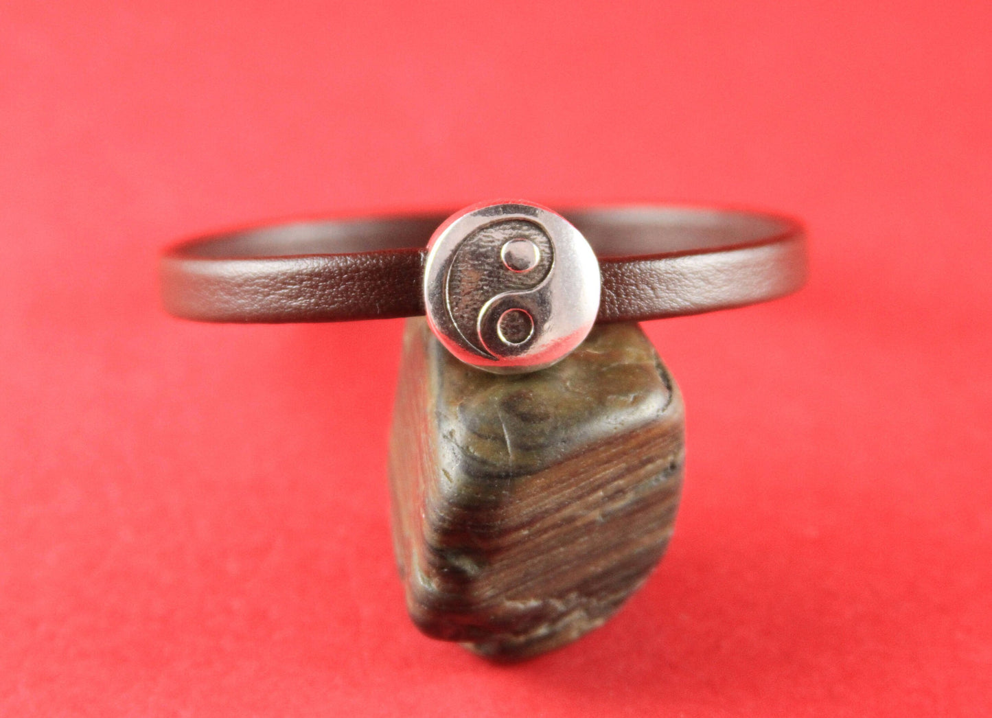 FC0114>>MADE in EUROPE zamak flat cord clasp, yin and yang clasp, zamak yin yang clasp, 6mm flat cord  clasp Qty1