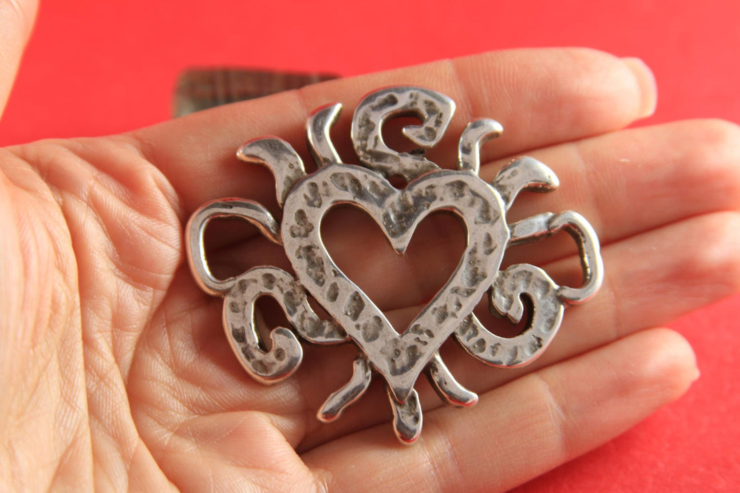 C0090>>MADE in EUROPE zamak heart connector, silver heart connector, bracelet zamak connector, large heart connector, Qty1