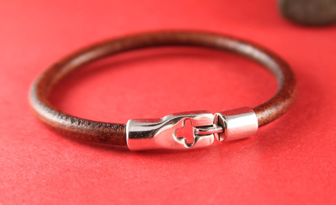 RC0080>>MADE in EUROPE zamak hook clasp, round cord clasp, 5mm cord clasp, bracelet zamak hook, zamak toggle clasp (Ablz138S) Qty1