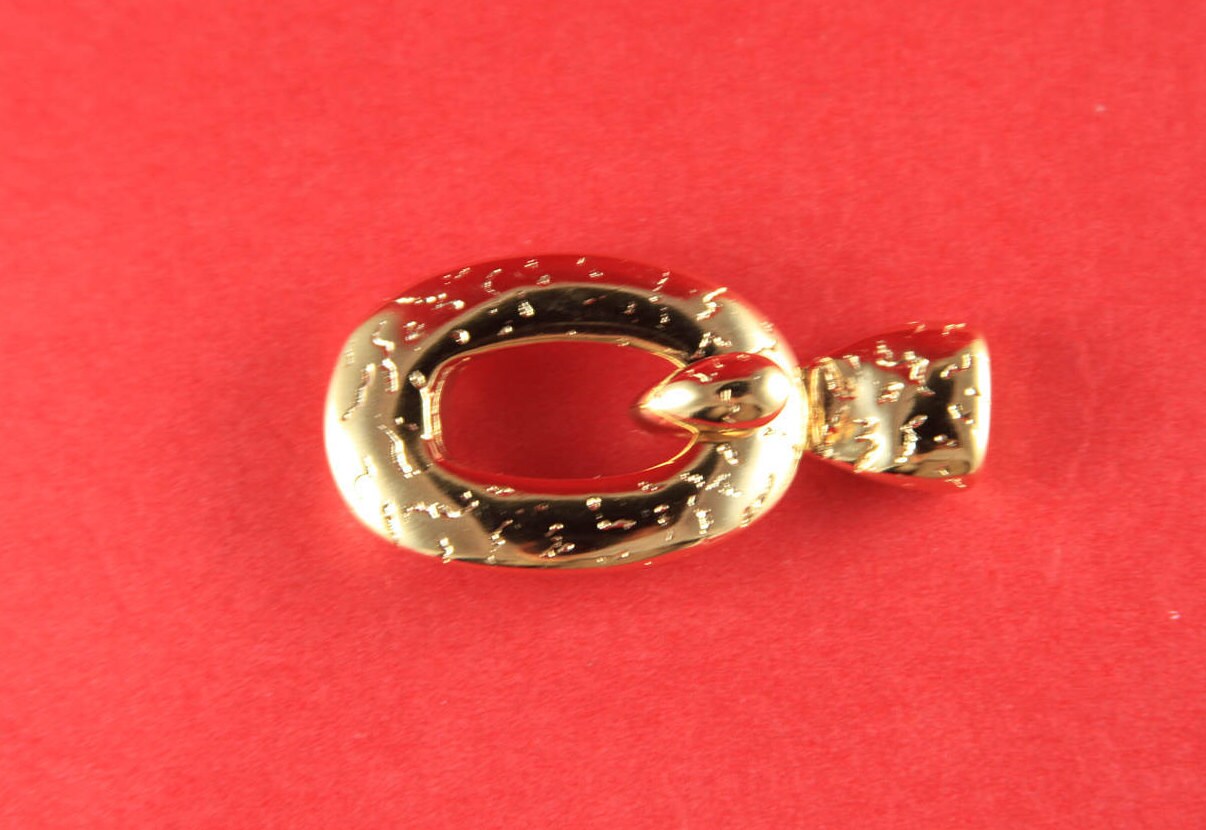 FC0280>> MADE in EUROPE zamak oval toggle clasp for multi strand bracelet, gold hammered oval clasp for bracelet,  (ABLZ119G) qty1