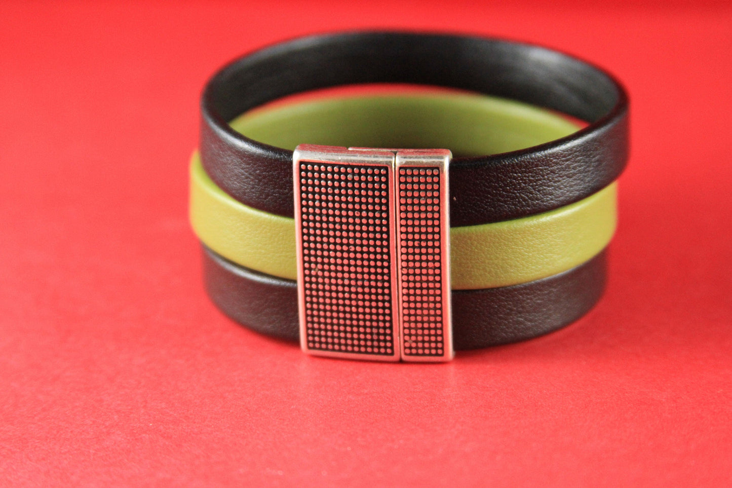 FC0088>>MADE in EUROPE flat cord magnetic clasp, 30mm flat cord clasp, dotted magnetic clasp (78887/30) qty1