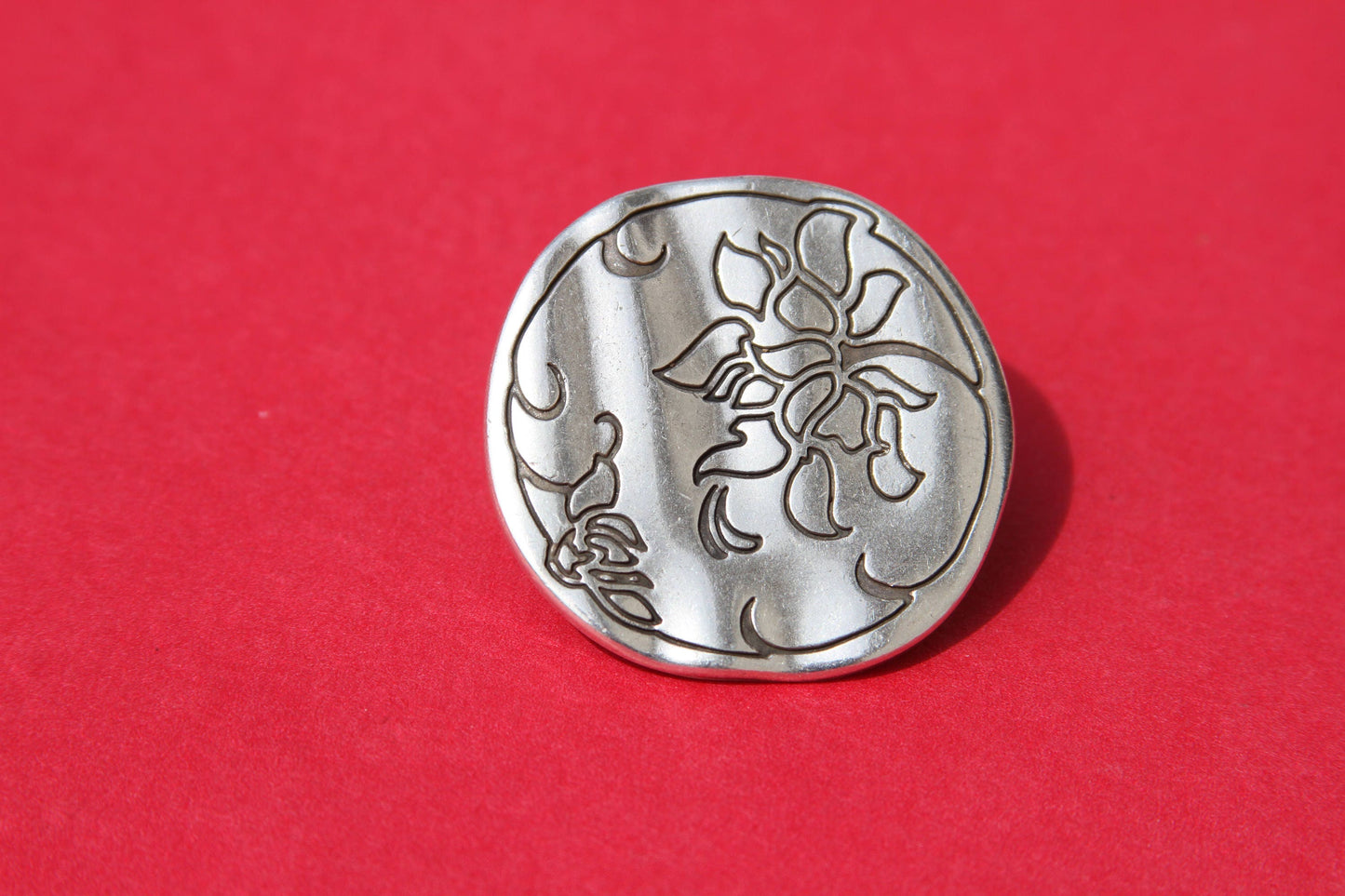 LC0032>>MADE in EUROPE zamak clasp for licorice cord, zamak clasp, 10x6mm cord clasp, 10x6mm  clasp  Qty1
