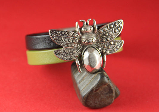 FS0010>>MADE in EUROPE zamak bee slider, large zamak bee slider, zamak  butterfly spacer, 20mm cord slider Qty1