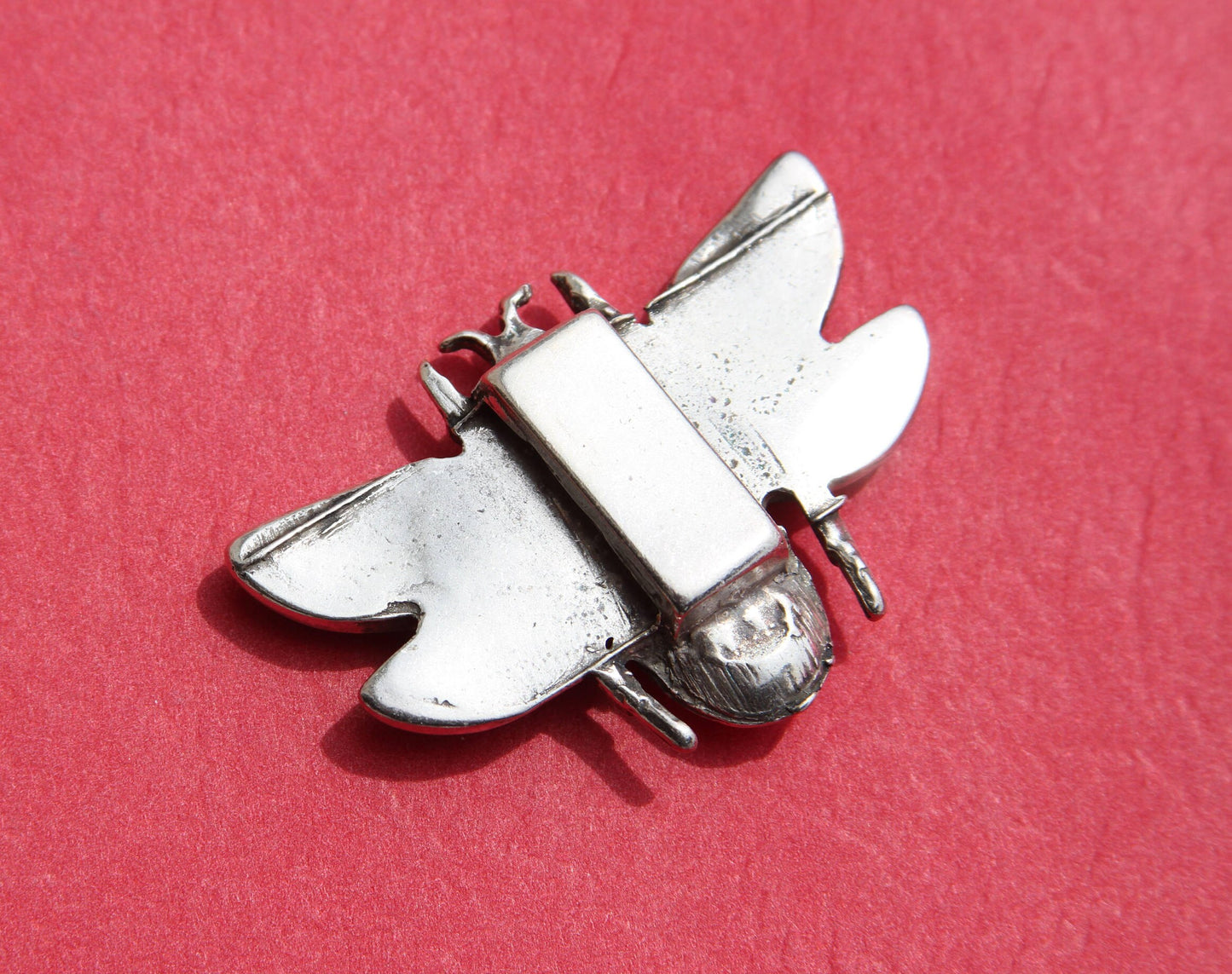 FS0010>>MADE in EUROPE zamak bee slider, large zamak bee slider, zamak  butterfly spacer, 20mm cord slider Qty1
