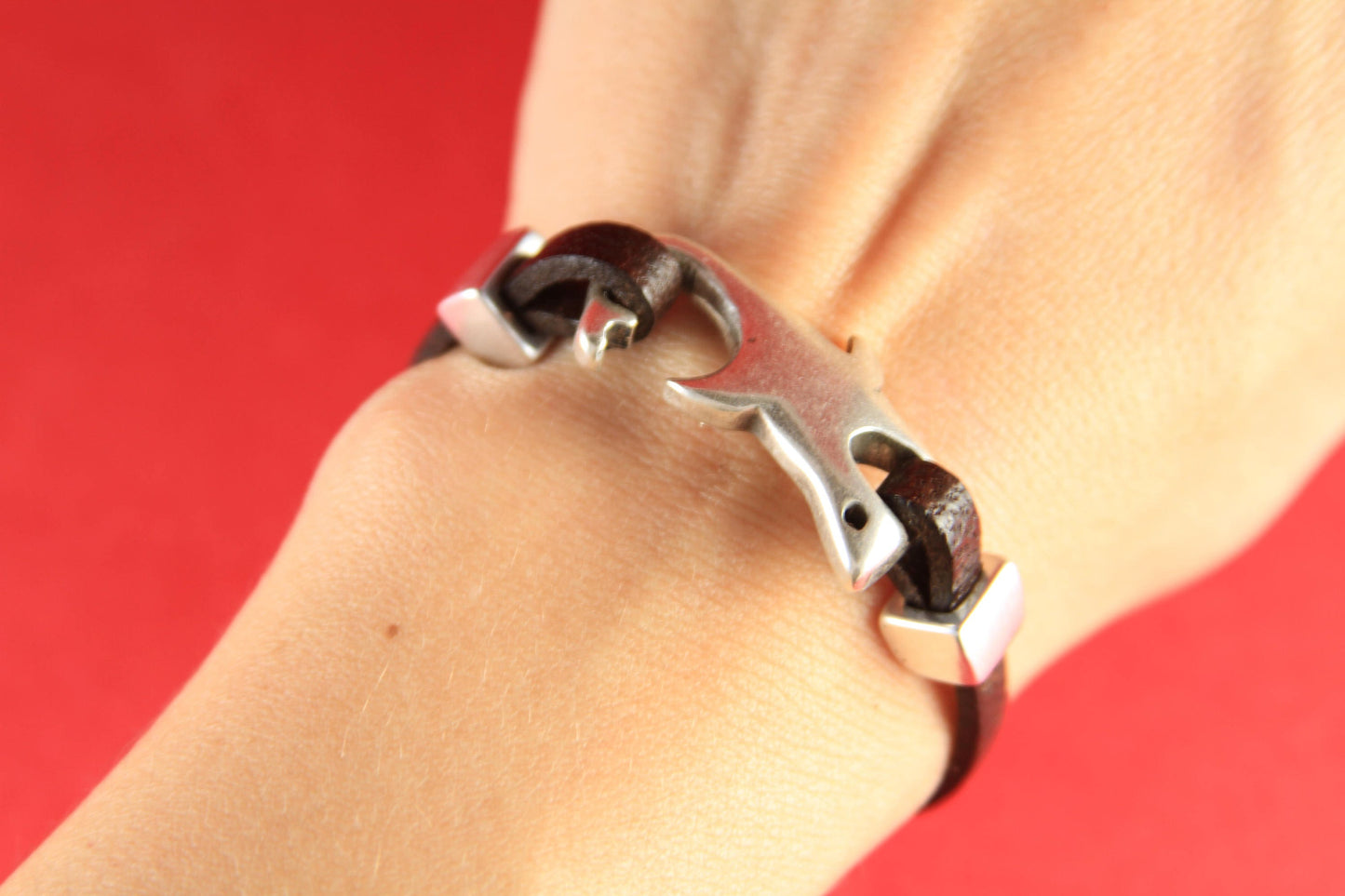 FC0105>>MADE in EUROPE zamak shark hook clasp set with 2 cord loop makers, silver shark hook set for bracelet (78906/00/93750) Qty 1 set