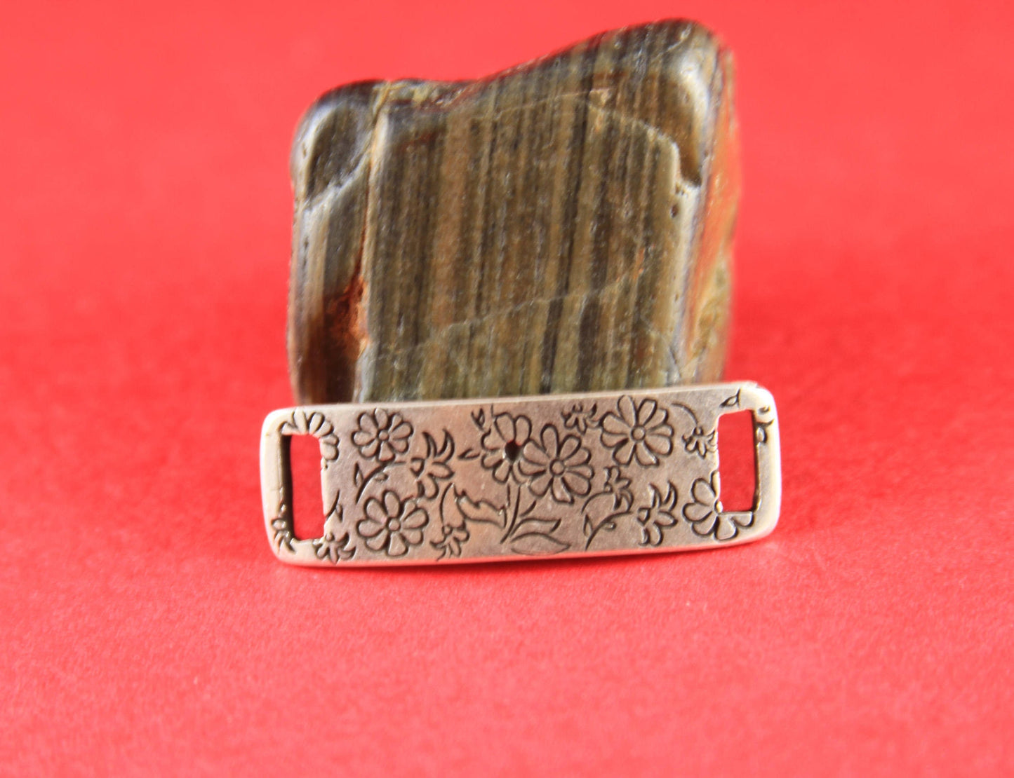 C0033>>MADE in EUROPE zamak connector, flat cord zamak connector, flat cord engraved floral slider Qty1