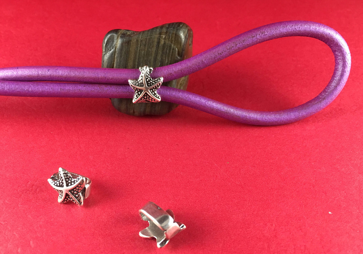 RS0123>>MADE in EUROPE 2 zamak starfish sliders, double strand 5mm round cord slider, round cord sea star slider (77654/10) Qty2