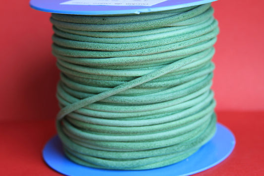 MADE in EUROPE 2 yards of suede cord, 3mm round suede cord (3crover)