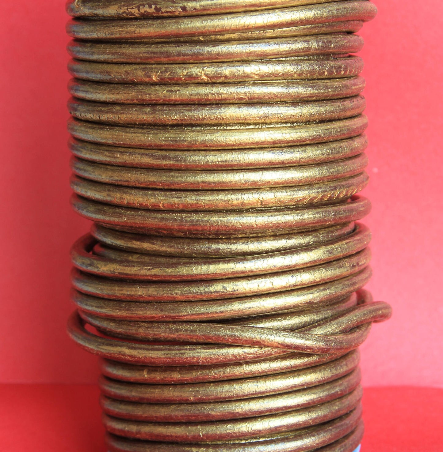 MADE IN SPAIN 2 feet (24"=61CM) old gold round leather cord, 5mm round leather cord, (5mtorv)
