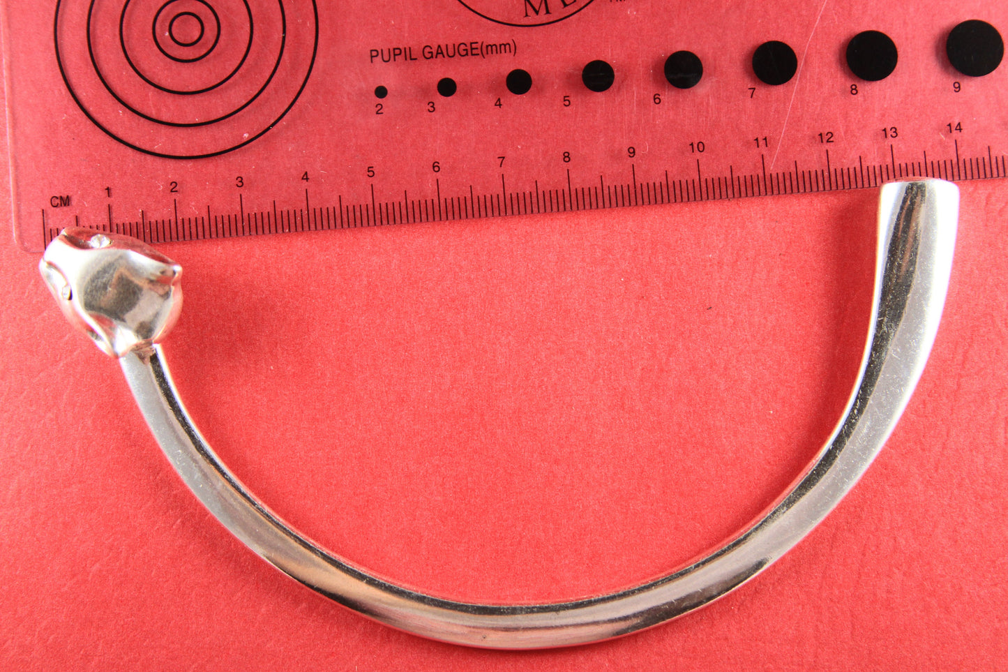 0136>> MADE in EUROPE zamak puma  half necklace, silver half necklace with strass, metal half necklace (4672cp/11)
