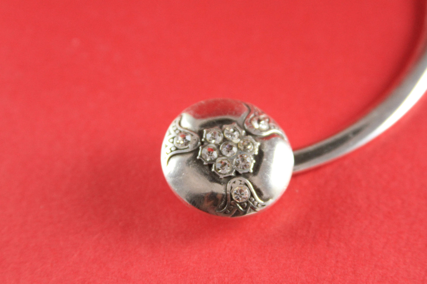 0139>> MADE in EUROPE zamak half necklace, silver half necklace with Swarovski strass, metal halt necklace (467004/11)