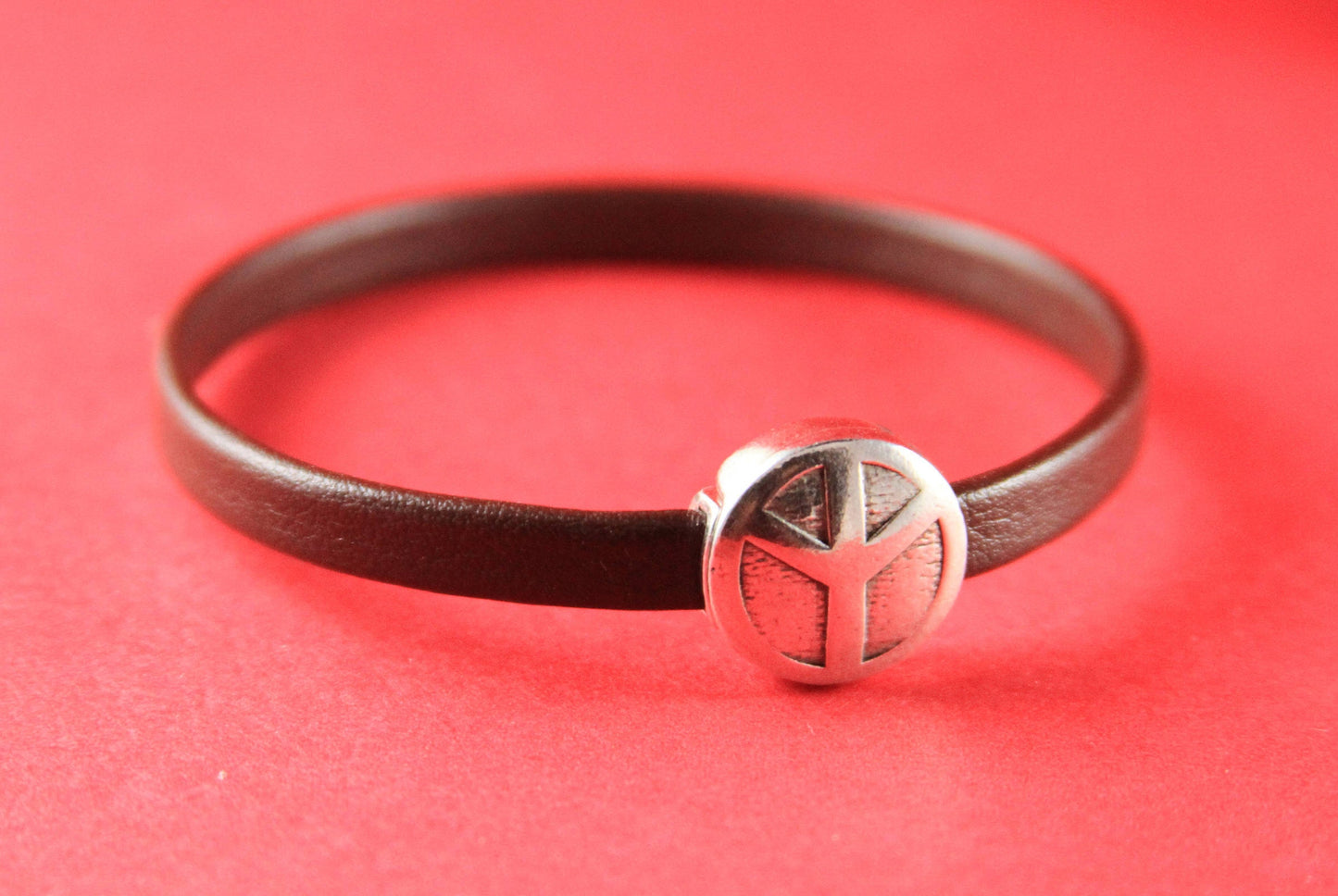 FC0116>>MADE in EUROPE zamak flat cord  clasp, peace sign clasp, zamak  peace sign clasp, 6mm flat cord  clasp (TM766) Qty1